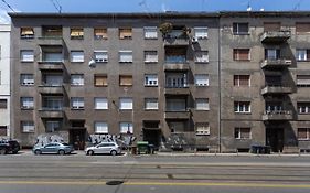 Sunny 2Bdr Apartment With A Balcony