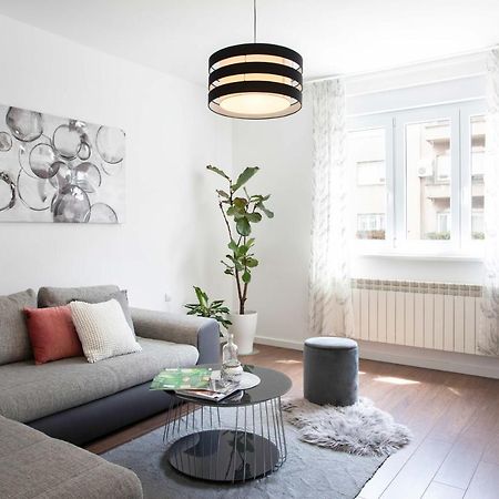 Sunny 2Bdr Apartment With A Balcony Zagreb Buitenkant foto