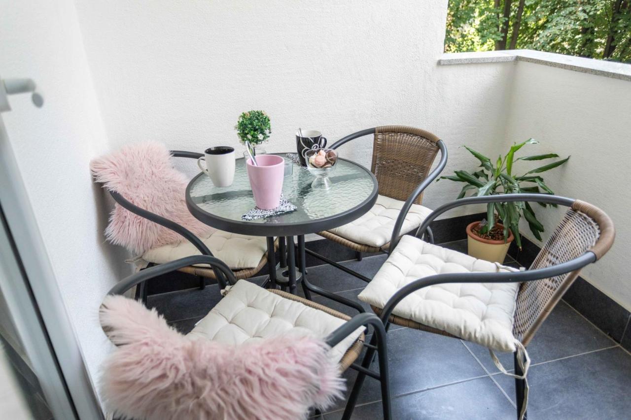 Sunny 2Bdr Apartment With A Balcony Zagreb Buitenkant foto