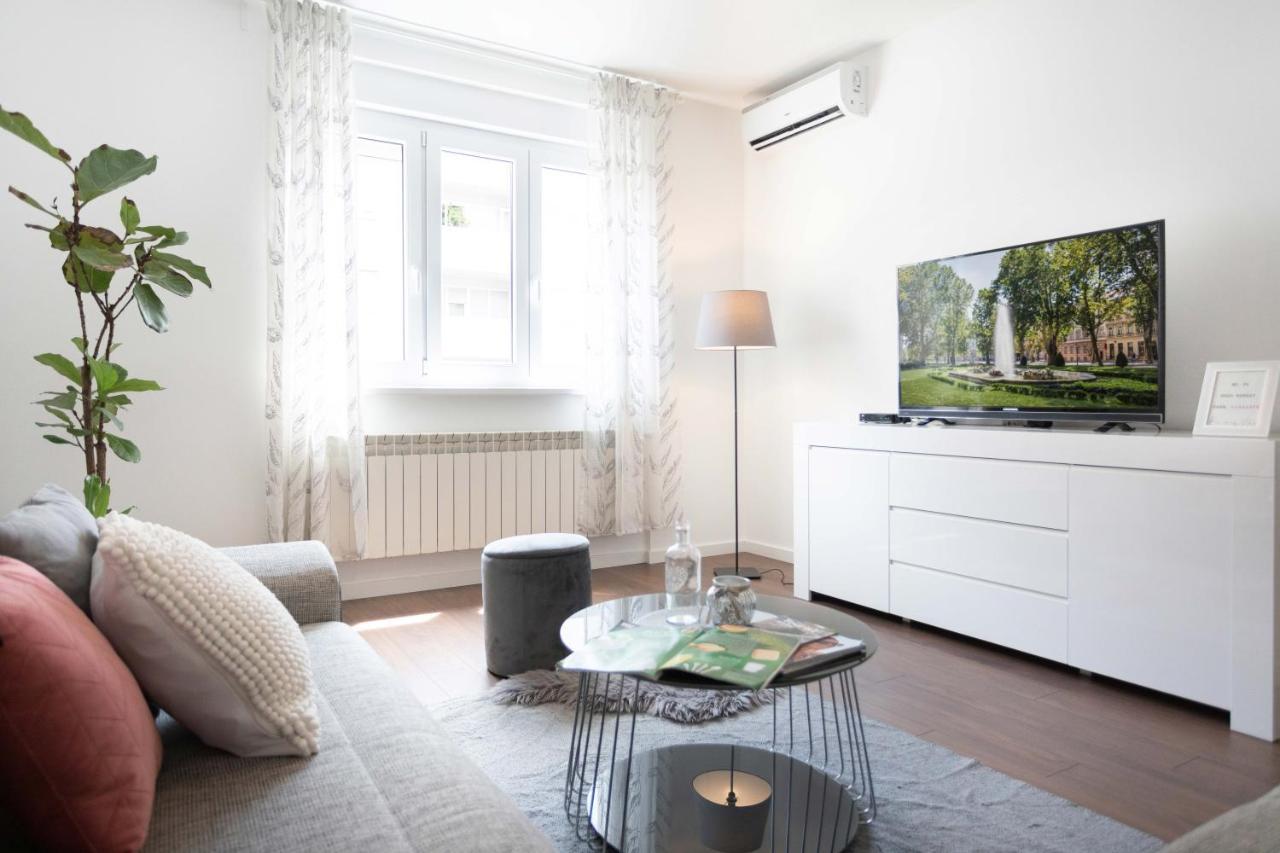 Sunny 2Bdr Apartment With A Balcony Zagreb Buitenkant foto